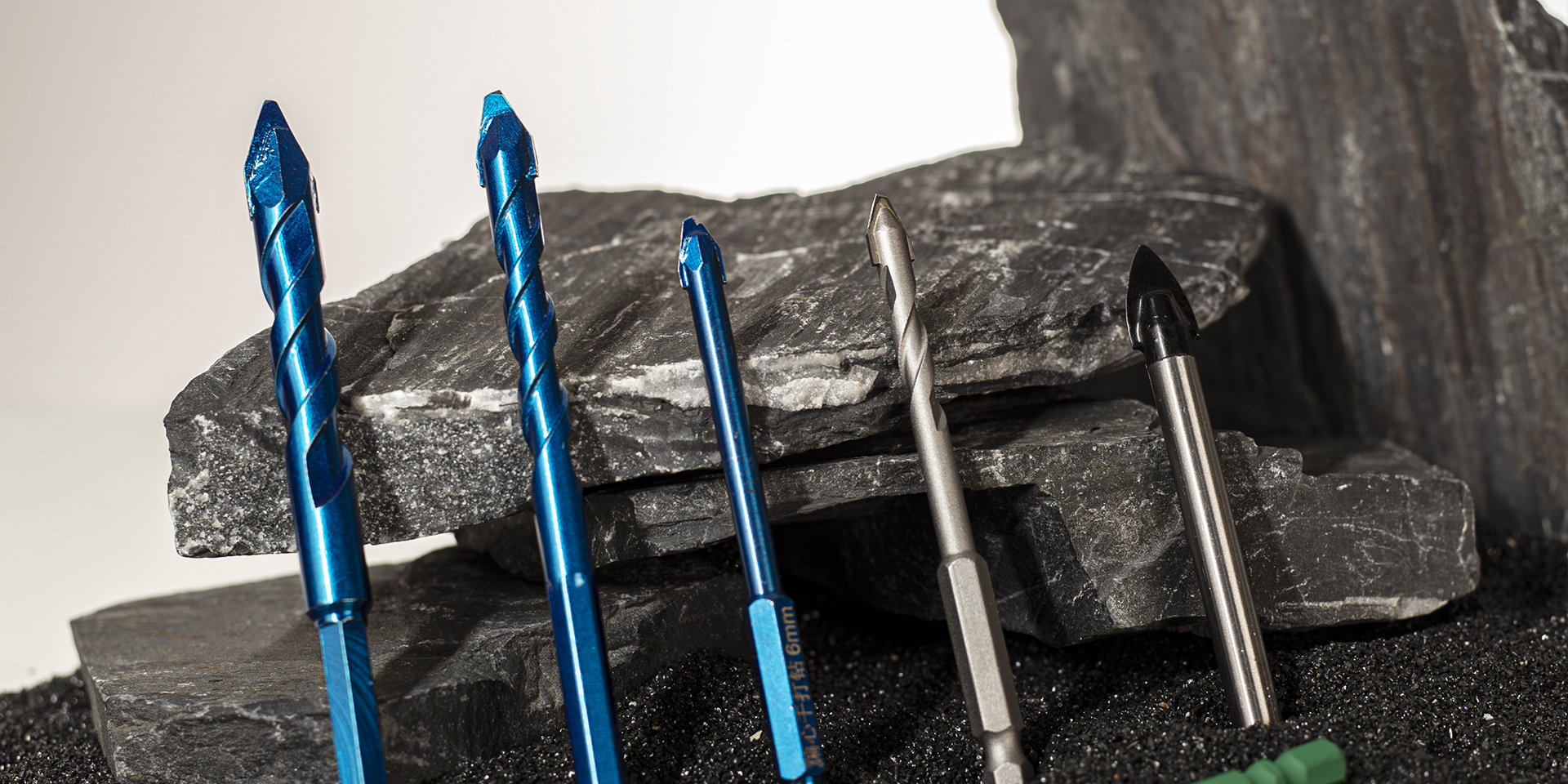 Производитель многофункциональных источников